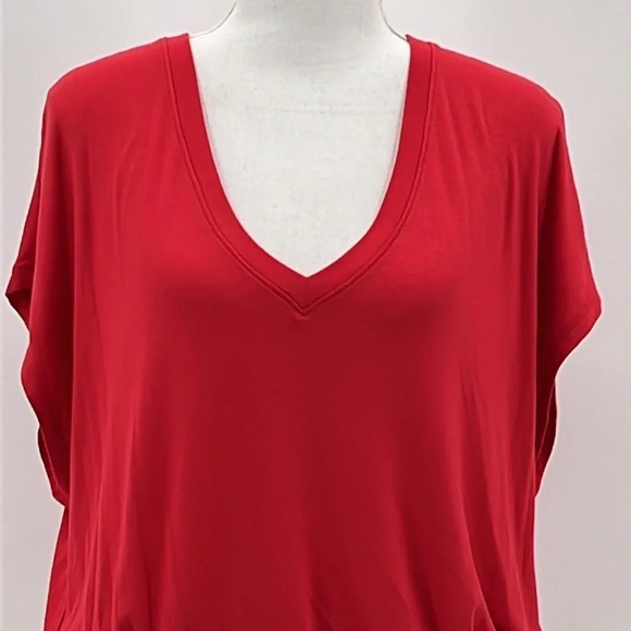 Cabi Formal Tee in Cherry Style 6129 Spring 2022 - NEW - Size Medium - Picture 3 of 10